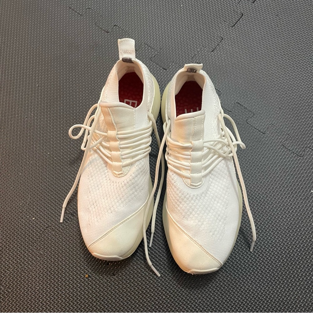 Lane Eight Trainers